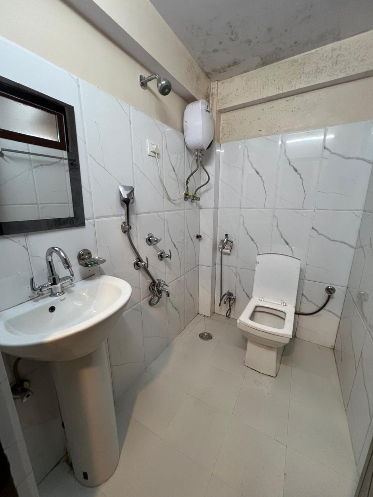 Hotel Hill Top دارجيلنغ المظهر الخارجي الصورة