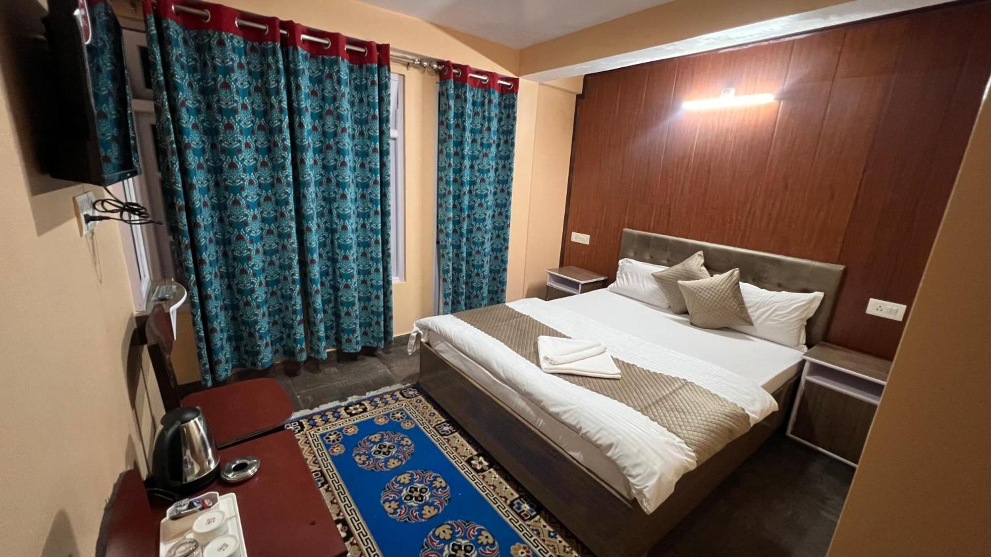 Hotel Hill Top دارجيلنغ المظهر الخارجي الصورة